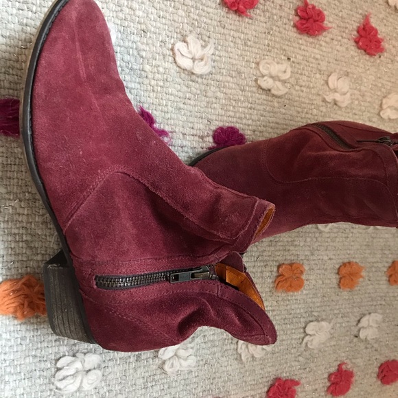 Seychelles Luck Penny Booties - Picture 4 of 7